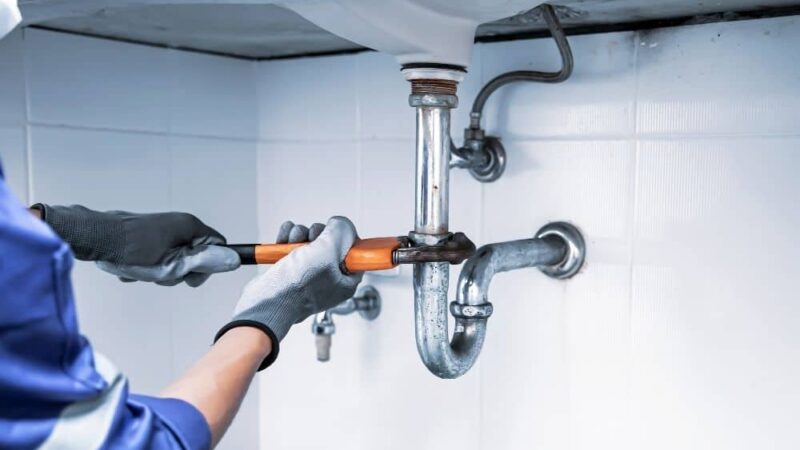 Things you should know about Hiring Emergency Plumbing Services
