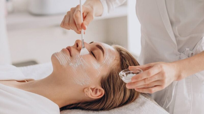 Reasons why you need to choose an expert cosmetic dermatologist